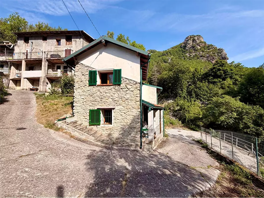 Immagine 29 di Casa indipendente in vendita  in Frazione Cantarana a Ormea