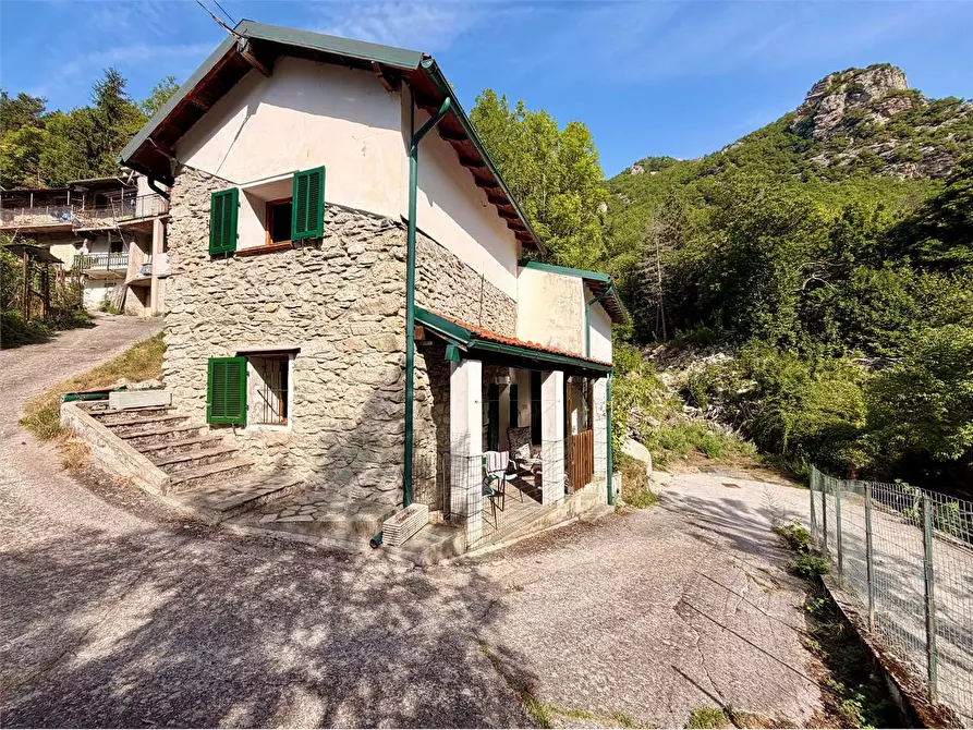 Immagine 2 di Casa indipendente in vendita  in Frazione Cantarana a Ormea