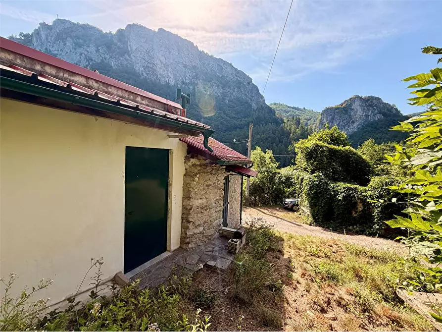 Immagine 24 di Casa indipendente in vendita  in Frazione Cantarana a Ormea