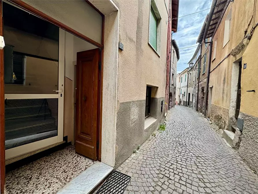 Immagine 3 di Casa indipendente in vendita  in Via Federico Bianco di San Secondo 36 a Aurigo