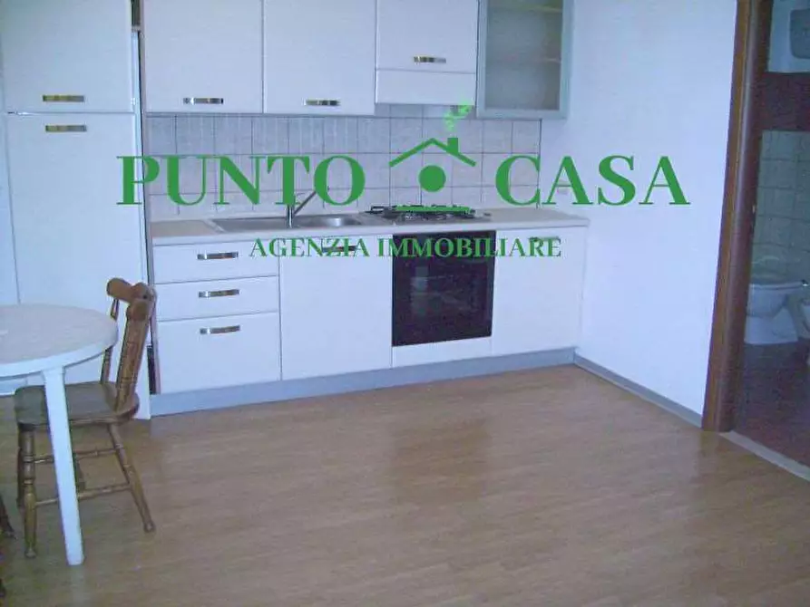 Immagine 20 di Appartamento in affitto  in Via delle Terme a Lamezia Terme