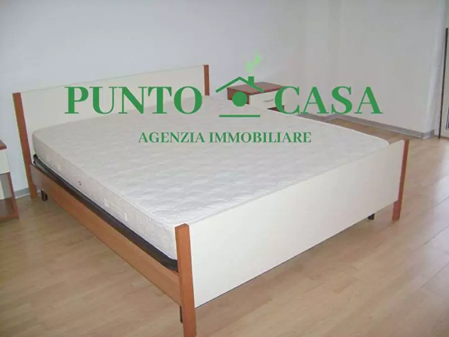 Immagine 27 di Appartamento in affitto  in Via delle Terme a Lamezia Terme