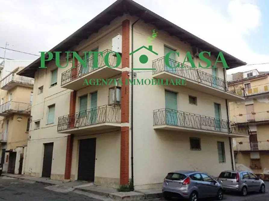 Immagine 1 di Appartamento in vendita  in Via Senatore Primerano a Lamezia Terme