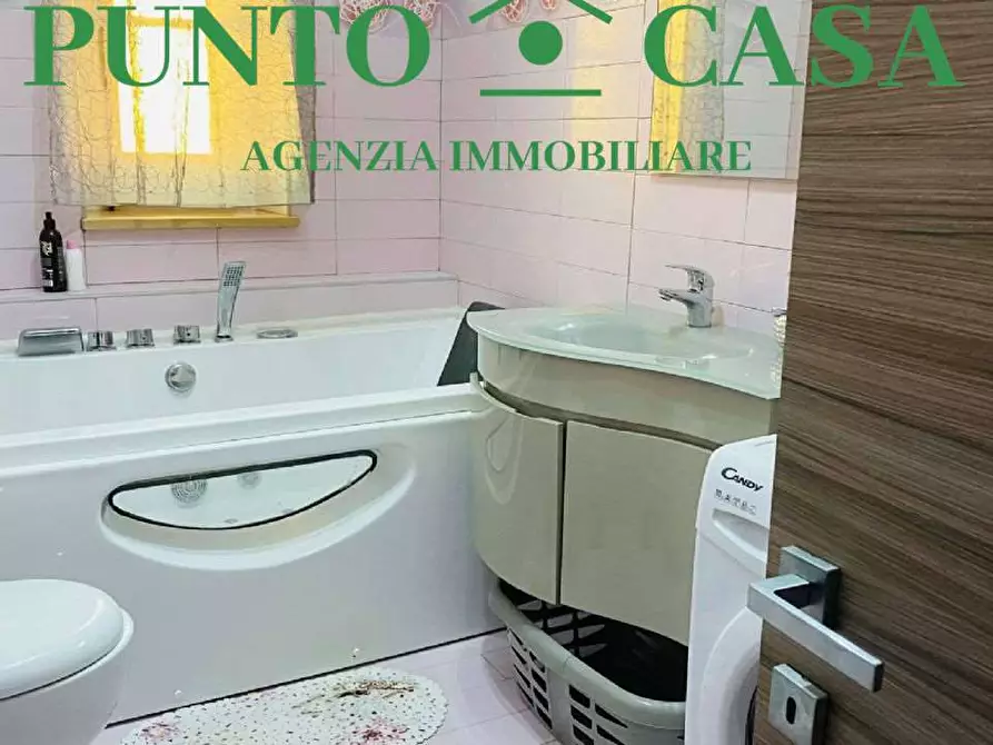 Immagine 25 di Appartamento in vendita  in Strada Statale 18 Tirrena Inferiore 68 a Falerna