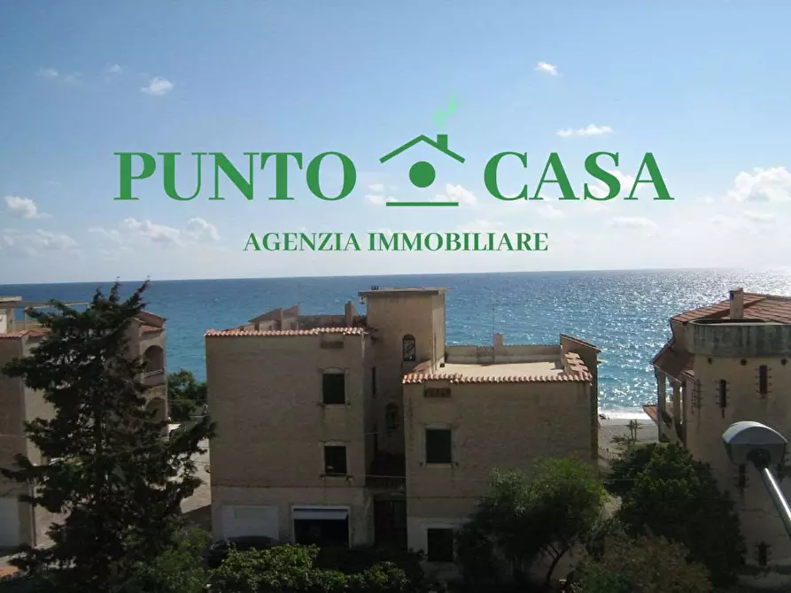 Immagine 33 di Appartamento in vendita  in Strada Statale 18 Tirrena Inferiore 68 a Falerna