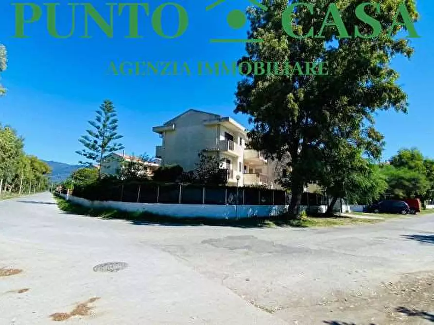 Immagine 28 di Appartamento in vendita  a Lamezia Terme