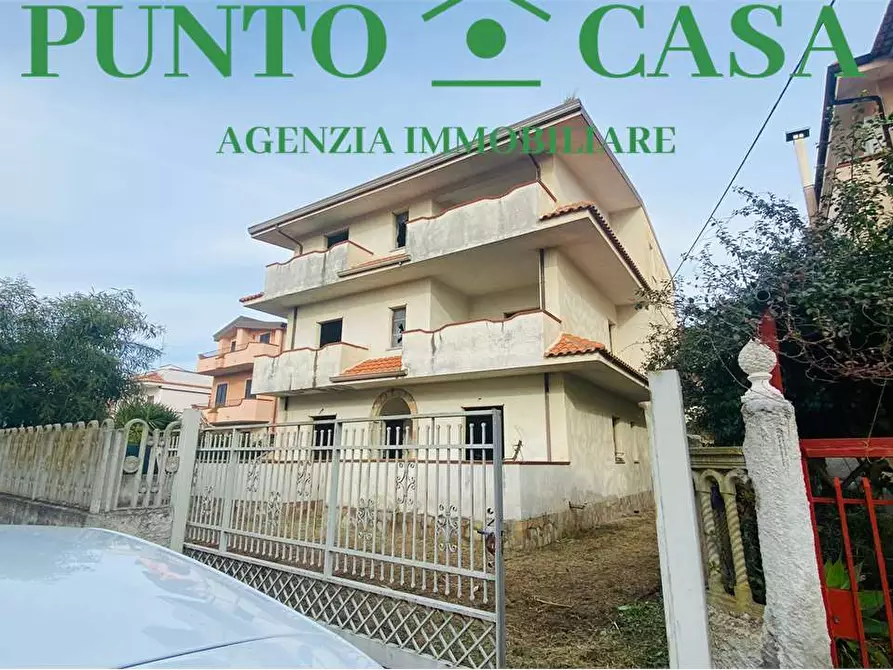 Immagine 1 di Stabile in vendita  in Via Ginepri VI traversa a Lamezia Terme