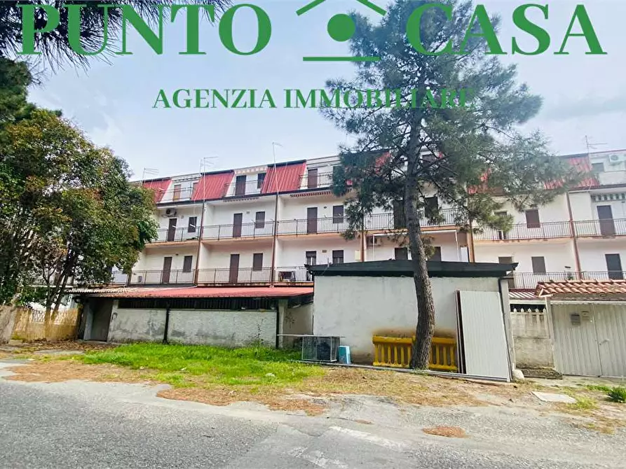 Immagine 13 di Appartamento in affitto  in Via Aldo Moro  16 a Nocera Terinese