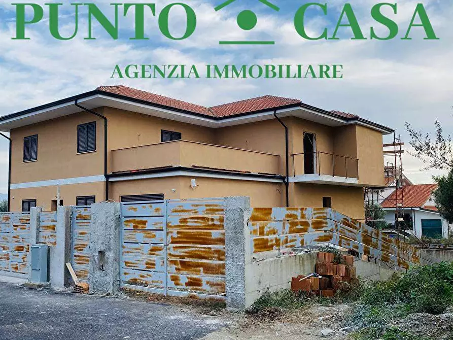 Immagine 18 di Villetta a schiera in vendita  in Via Delle Rose  a Gizzeria