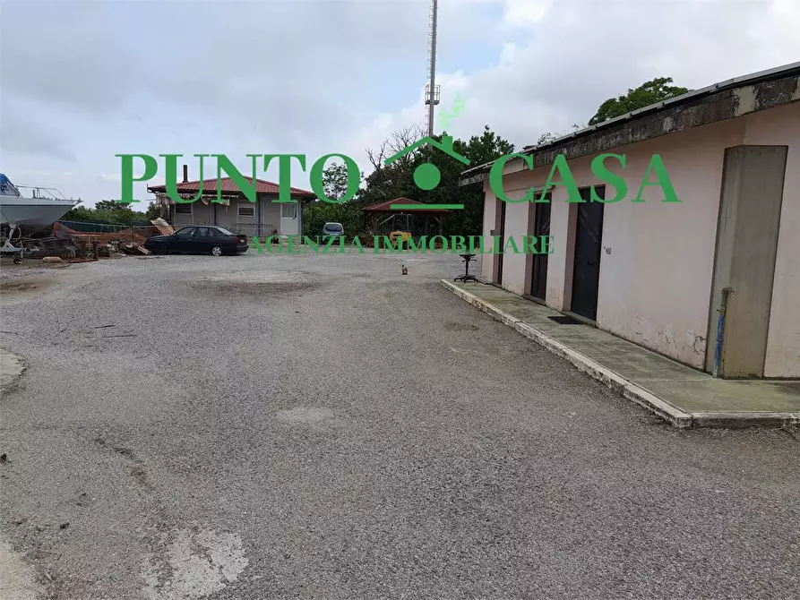 Immagine 10 di Capannone industriale in affitto  in località Furfaro snc a Gizzeria