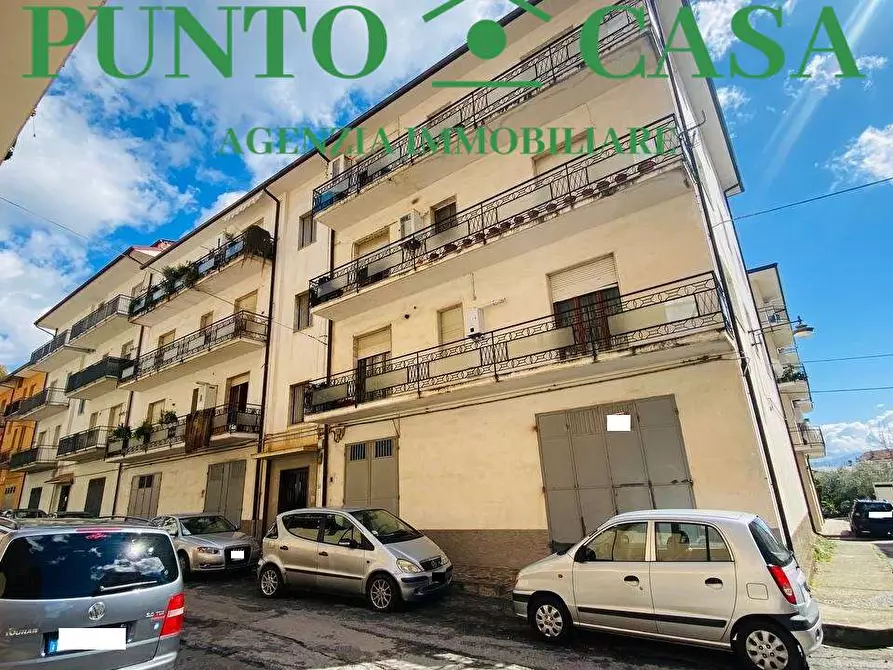 Immagine 1 di Appartamento in vendita  in Via Senatore Primerano a Lamezia Terme