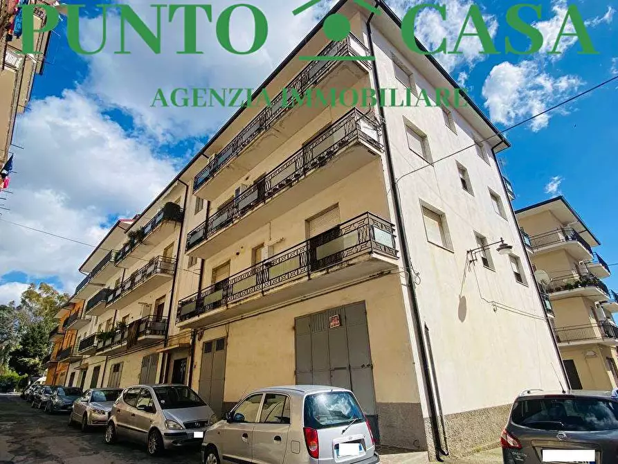 Immagine 17 di Appartamento in vendita  in Via Senatore Primerano a Lamezia Terme