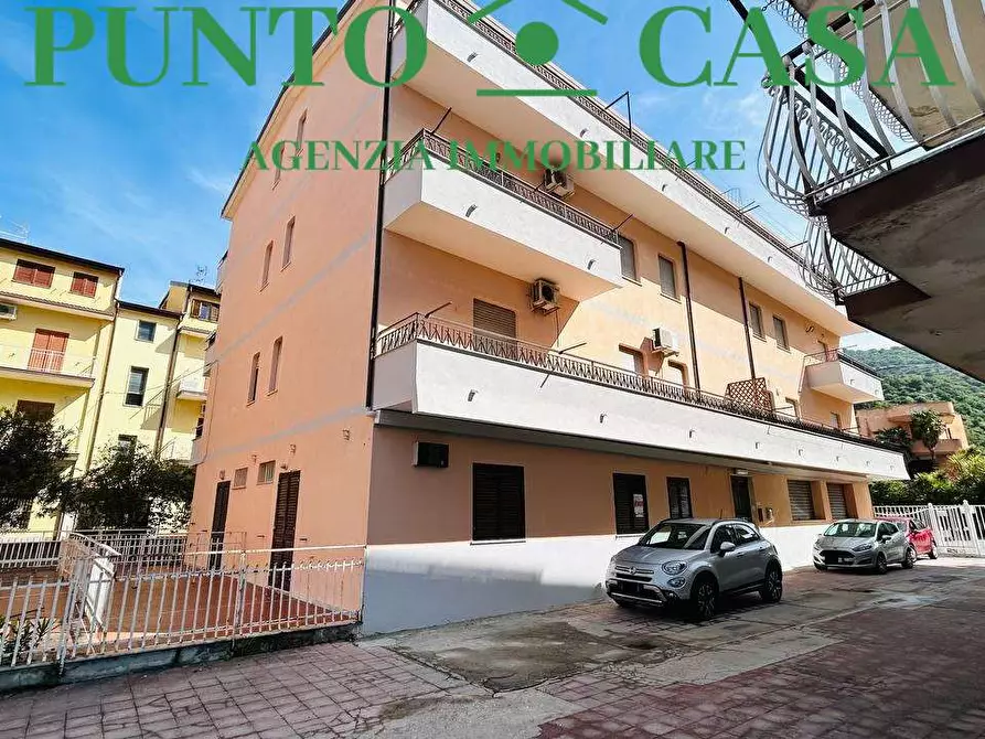 Immagine 1 di Appartamento in vendita  in Località Cartolano a Falerna