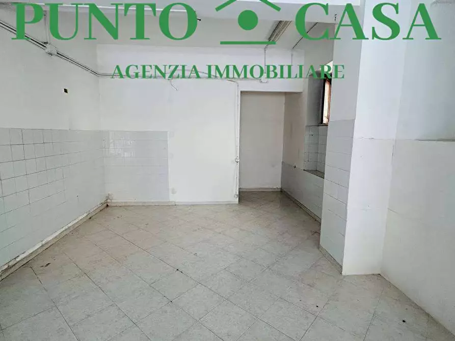 Immagine 8 di Negozio in affitto  in Corso eroi Di Sapri a Lamezia Terme