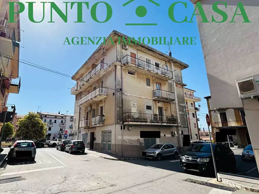 Immagine 28 di Appartamento in vendita  in Via G. Sinopoli a Lamezia Terme
