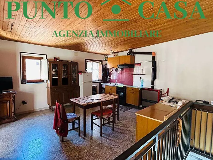 Immagine 5 di Casa indipendente in vendita  in Via Regina Margherita a Lamezia Terme