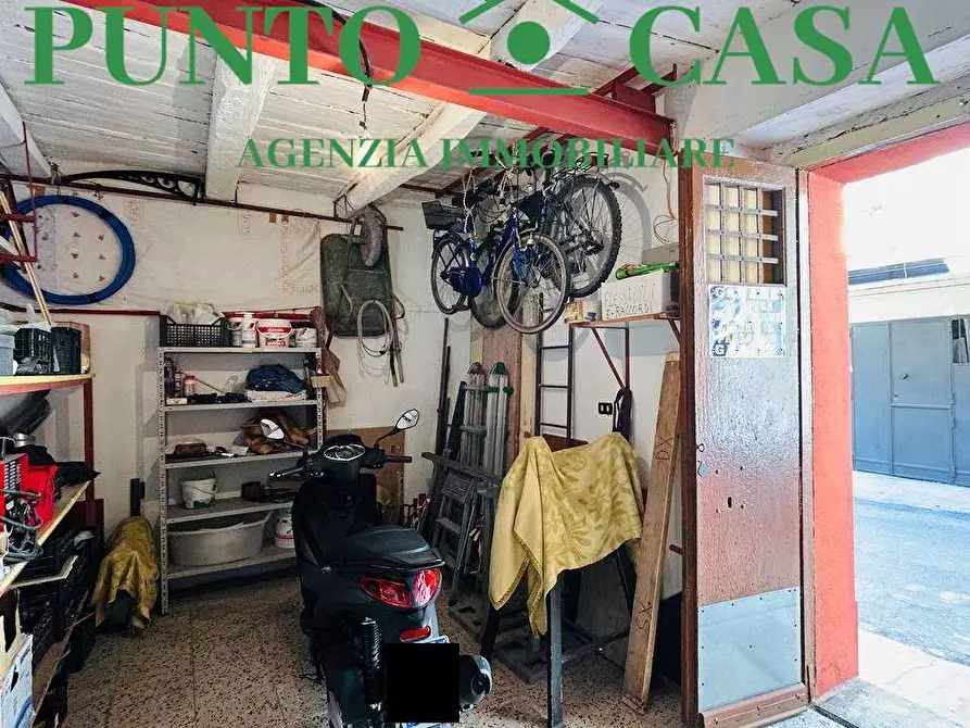 Immagine 13 di Casa indipendente in vendita  in Via Regina Margherita a Lamezia Terme