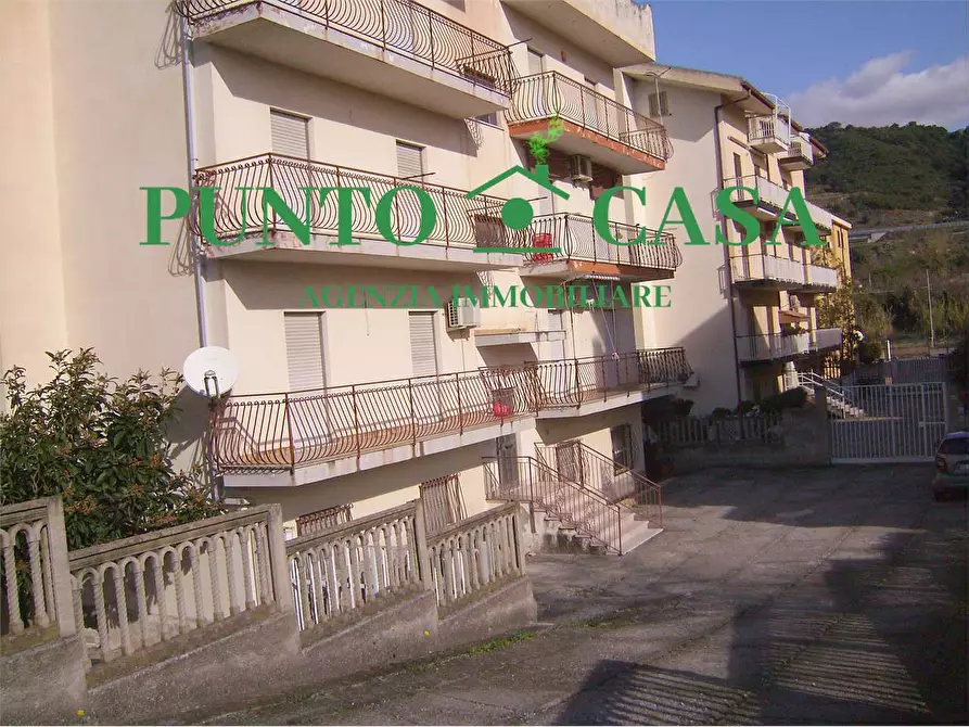 Immagine 17 di Appartamento in vendita  in Contrada Marina De Luca a Nocera Terinese