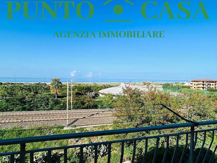 Immagine 12 di Appartamento in vendita  in Contrada Cartolano a Falerna