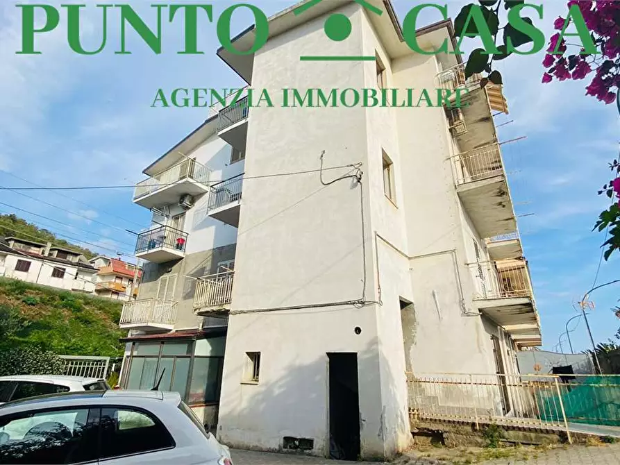 Immagine 25 di Appartamento in vendita  in Torre Lupo a Falerna