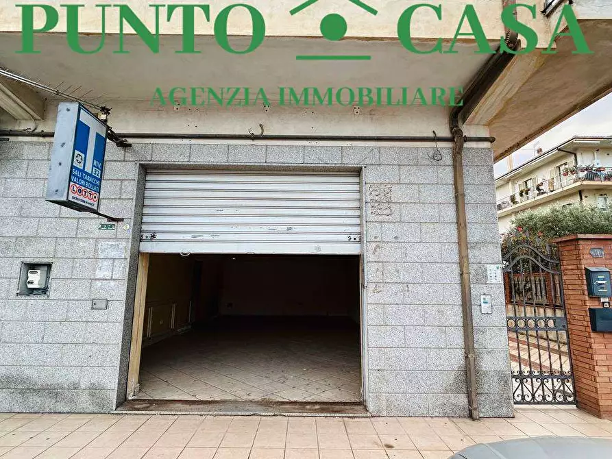 Immagine 1 di Magazzino in affitto  in Via Basilio Sposato a Lamezia Terme