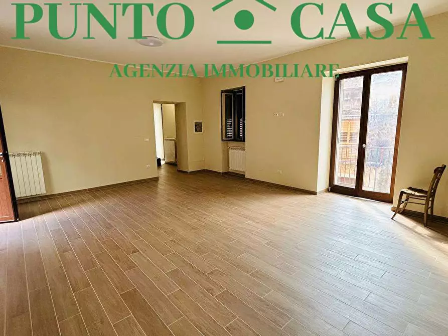 Immagine 2 di Casa indipendente in vendita  in Via Roma a Falerna