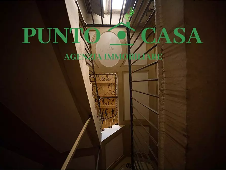 Immagine 8 di Stabile in vendita  in Via Domenico Porchio a Lamezia Terme