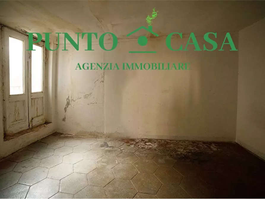 Immagine 16 di Stabile in vendita  in Via Domenico Porchio a Lamezia Terme