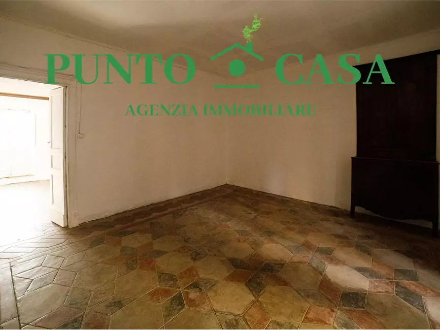 Immagine 27 di Stabile in vendita  in Via Domenico Porchio a Lamezia Terme