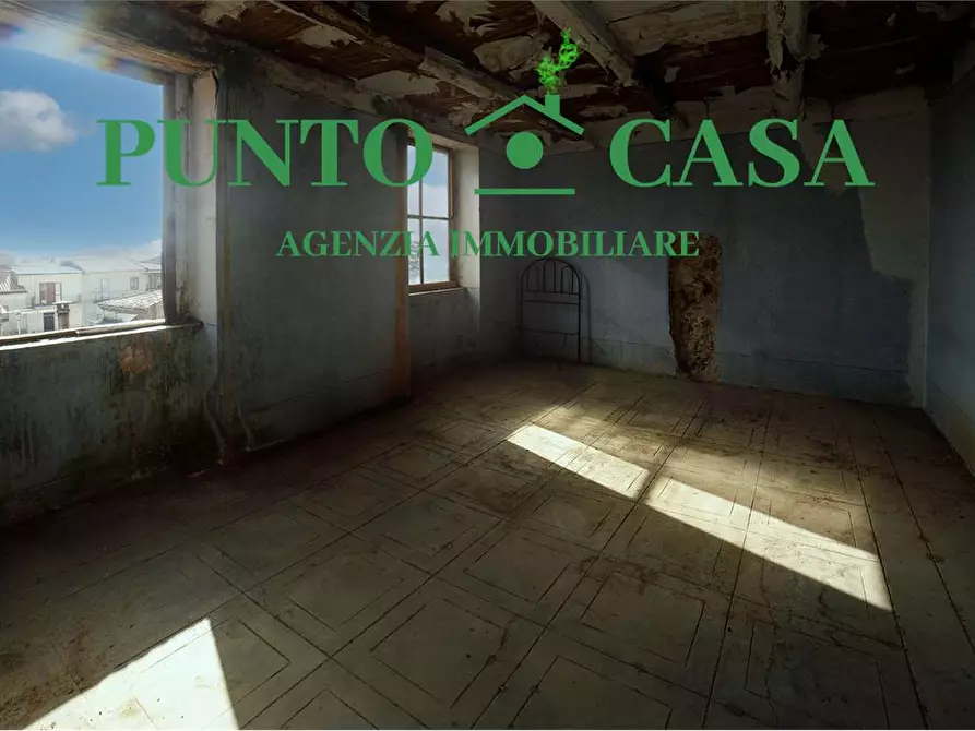 Immagine 44 di Stabile in vendita  in Via Domenico Porchio a Lamezia Terme