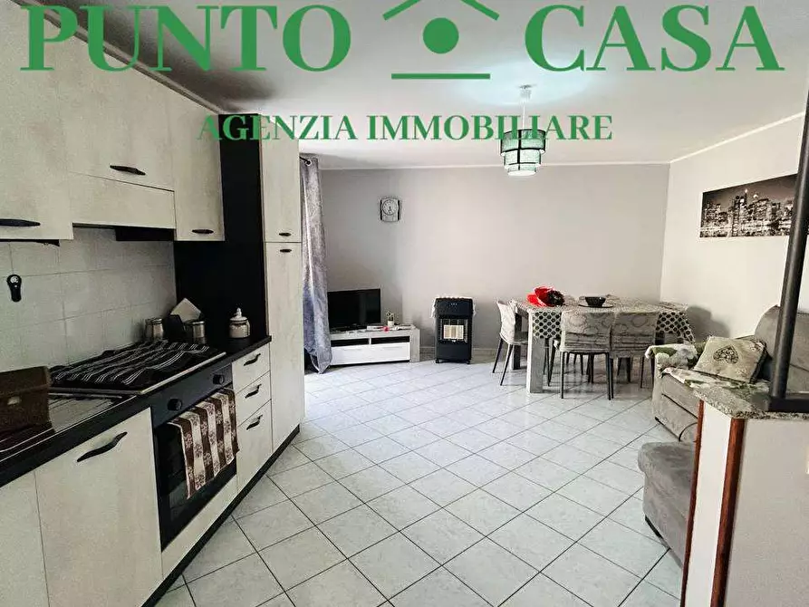 Immagine 2 di Casa indipendente in vendita  in Via G. Pascoli a Lamezia Terme