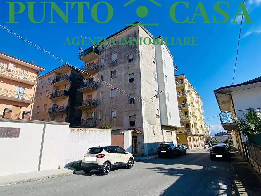 Immagine 15 di Appartamento in vendita  a Lamezia Terme