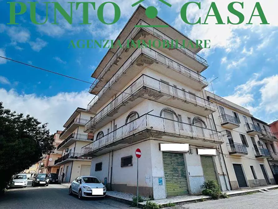 Immagine 24 di Appartamento in vendita  in Via XXIV Maggio a Lamezia Terme