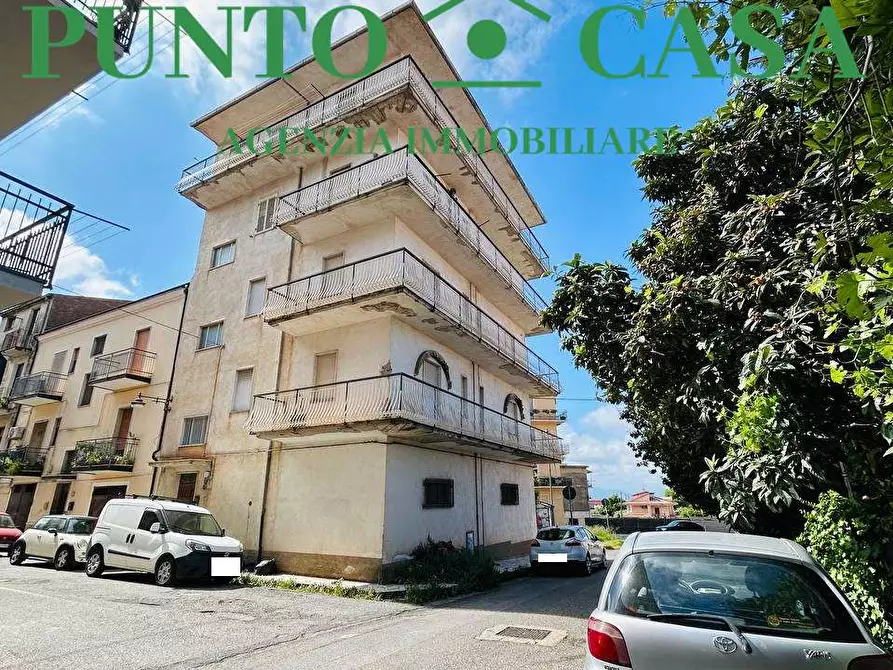 Immagine 25 di Appartamento in vendita  in Via XXIV Maggio a Lamezia Terme