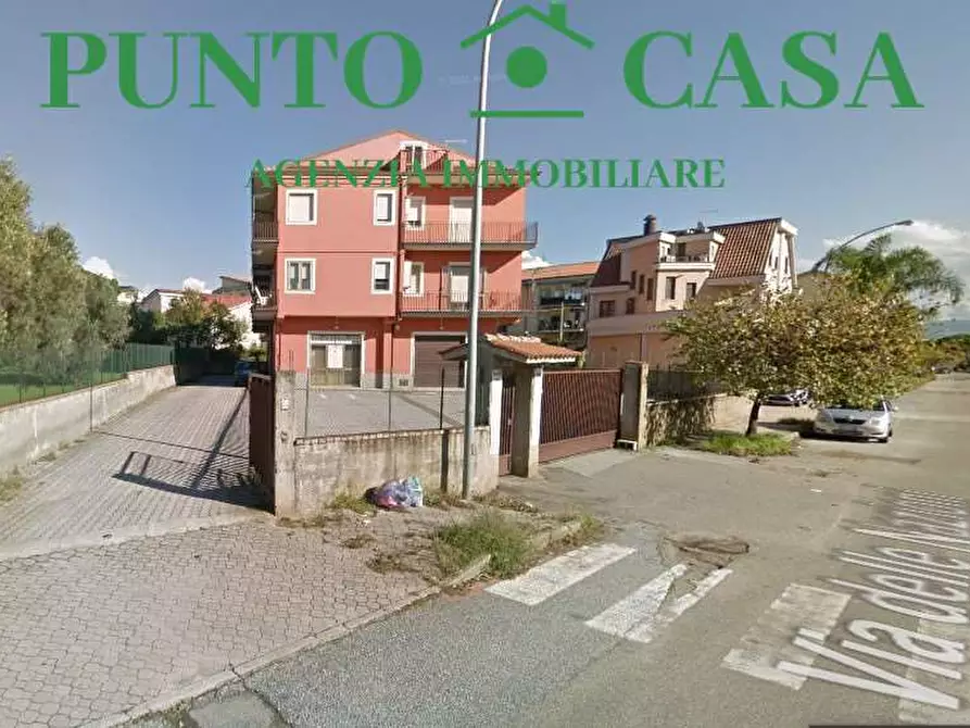 Immagine 5 di Magazzino in vendita  in Via Delle Nazioni a Lamezia Terme