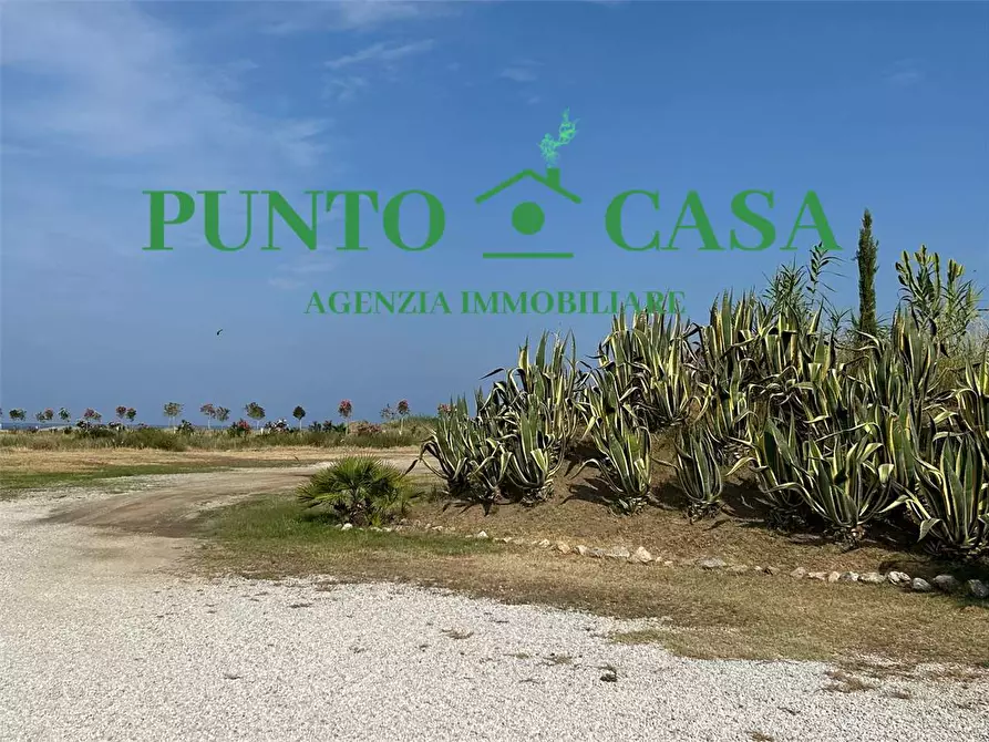 Immagine 37 di Appartamento in vendita  in Loc. Marina De Luca a Nocera Terinese