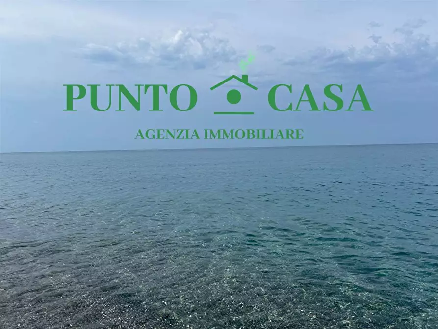 Immagine 43 di Appartamento in vendita  in Loc. Marina De Luca a Nocera Terinese