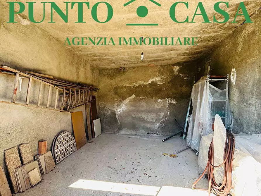 Immagine 25 di Casa bifamiliare in vendita  in Via Principe D'Aquino 17 a Falerna