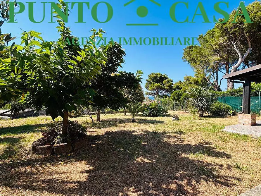 Immagine 17 di Casa bifamiliare in vendita  in Via Principe D'Aquino 17 a Falerna