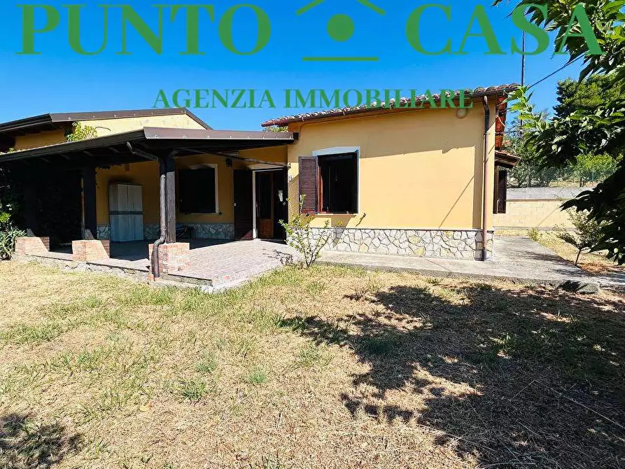 Immagine 1 di Casa bifamiliare in vendita  in Via Principe D'Aquino 17 a Falerna