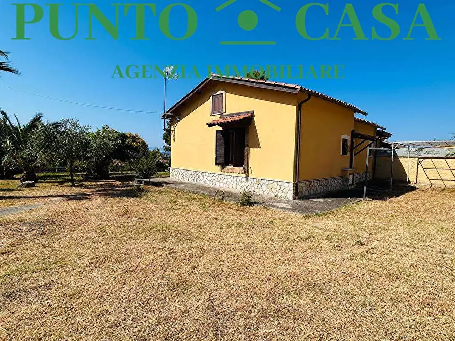 Immagine 28 di Casa bifamiliare in vendita  in Via Principe D'Aquino 17 a Falerna