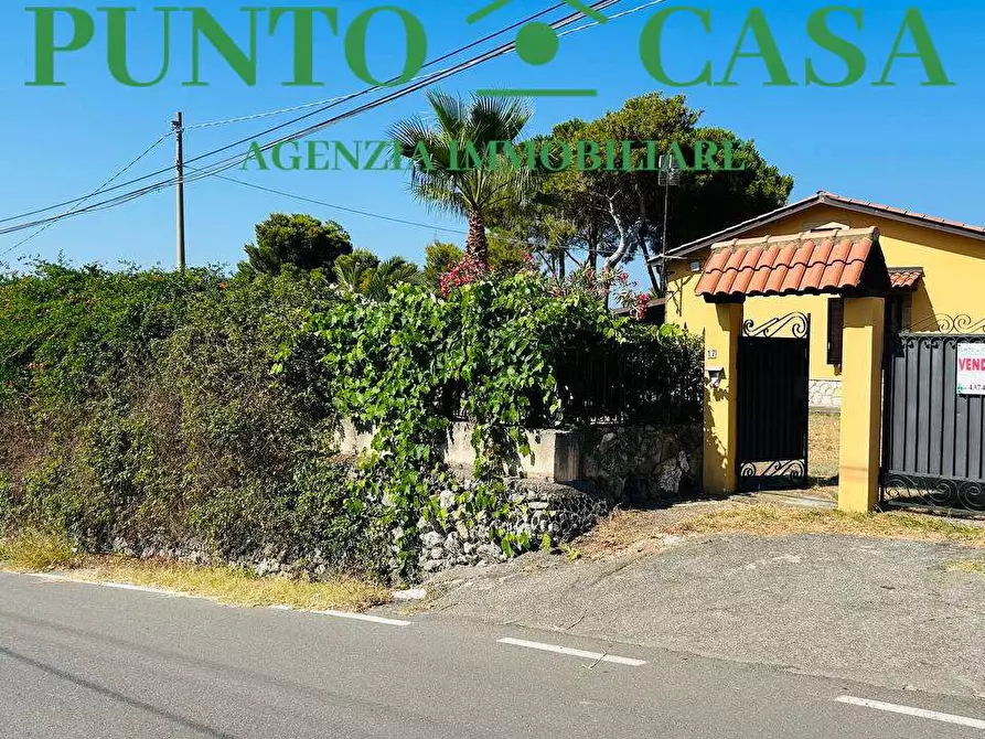 Immagine 22 di Casa bifamiliare in vendita  in Via Principe D'Aquino 17 a Falerna