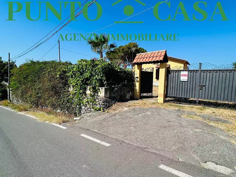 Immagine 30 di Casa bifamiliare in vendita  in Via Principe D'Aquino 17 a Falerna