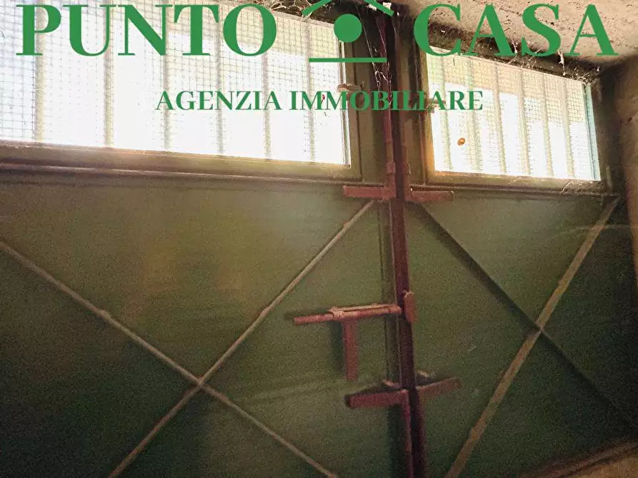 Immagine 15 di Magazzino in affitto  in Via Gaileri a Lamezia Terme