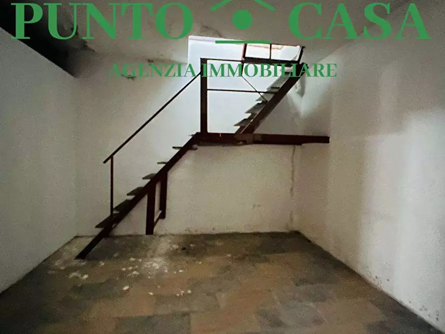 Immagine 9 di Magazzino in affitto  in Via Gaileri a Lamezia Terme