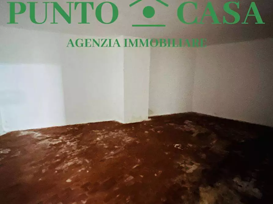 Immagine 13 di Magazzino in affitto  in Via Gaileri a Lamezia Terme