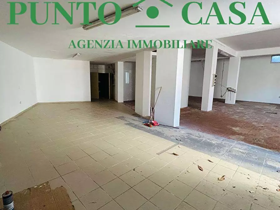 Immagine 3 di Magazzino in affitto  in Via Gaileri a Lamezia Terme