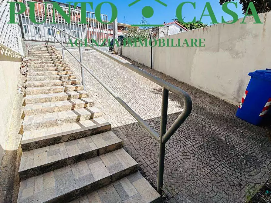 Immagine 21 di Magazzino in affitto  in Via Gaileri a Lamezia Terme