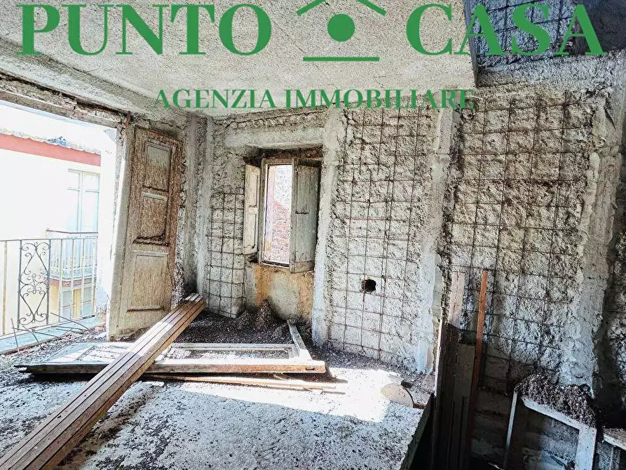 Immagine 4 di Casa indipendente in vendita  in Via Cavour a Lamezia Terme