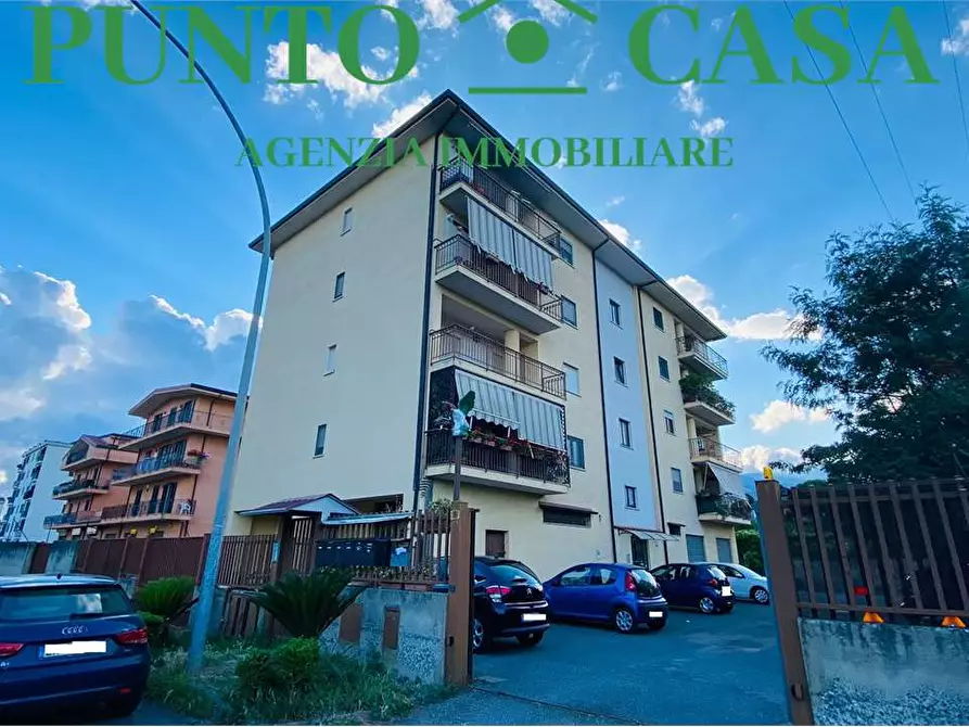 Immagine 1 di Appartamento in vendita  in Via Gabriele Cianflone a Lamezia Terme